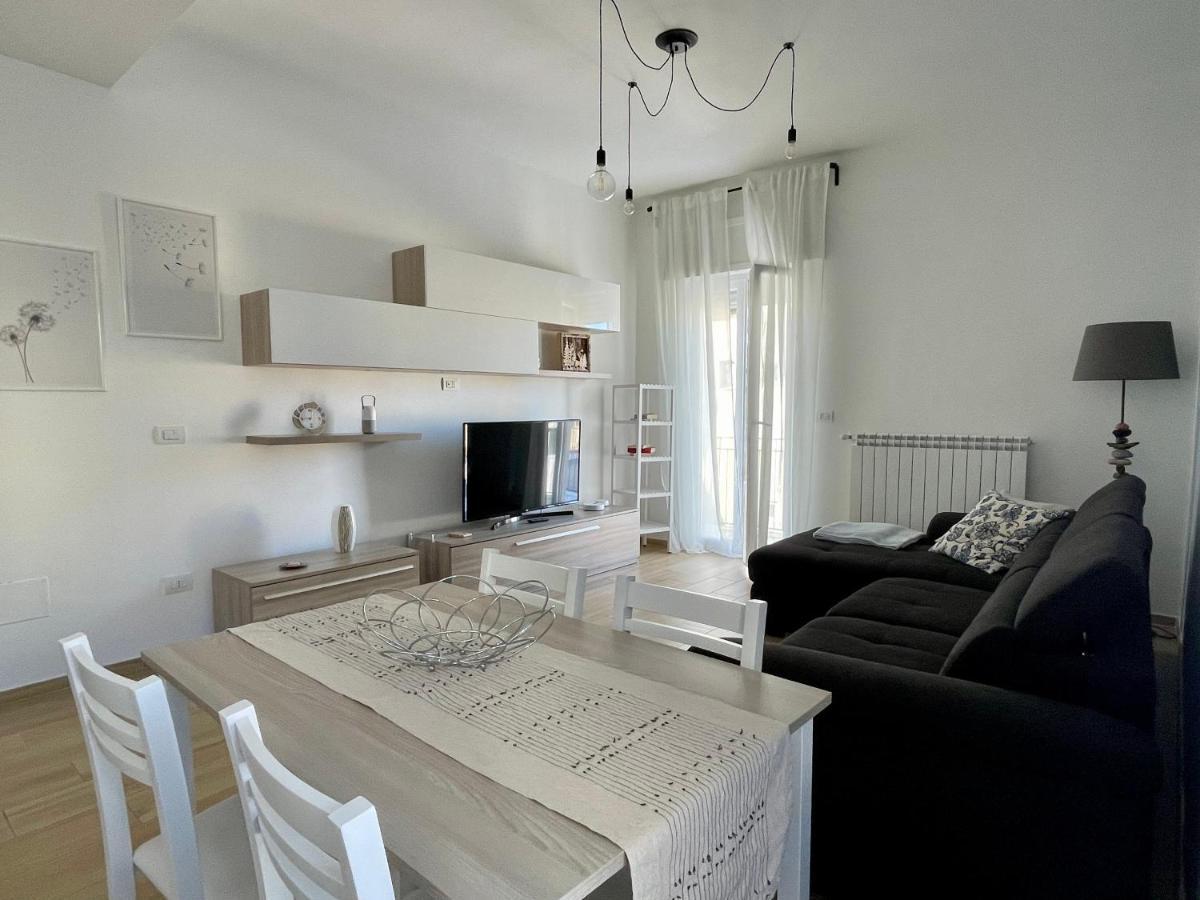 Netti Apartment Bari Exteriör bild