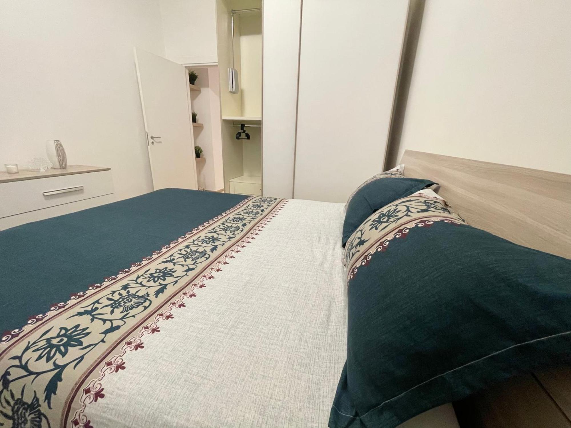 Netti Apartment Bari Exteriör bild